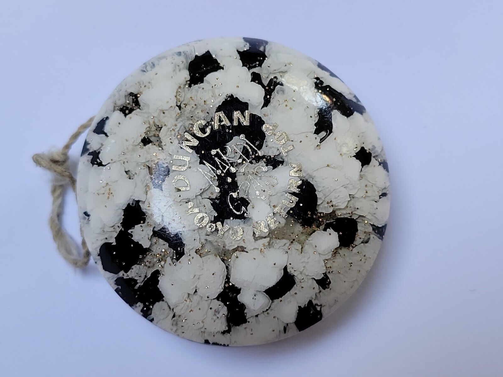 Duncan Mardi Gras Return Top Yo-yo Vintage Black White Speckled